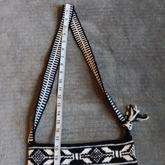 Woven Guatemalan Phoenix Crossbody Shoulder Bag, Black & White Boho - Picture 5 of 12